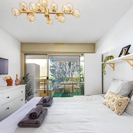 Beaurivage Мантон